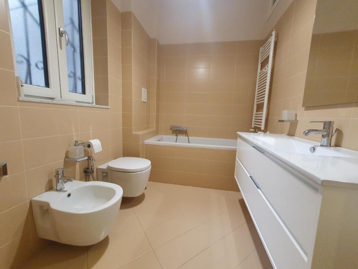 Papiro Blu Apartment Salerno Exterior photo